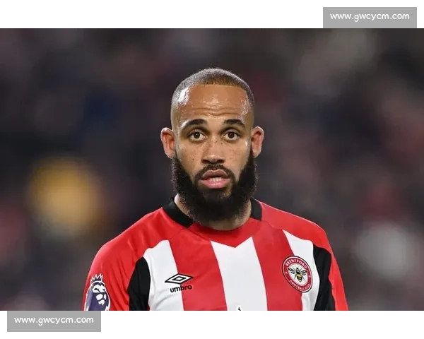 小詹皇首秀闪耀老特拉福德:姆贝乌莫曼联处子战攻防俱佳引热议 小詹皇首秀闪耀老特拉福德:姆贝乌莫曼联处子战攻防俱佳引热议