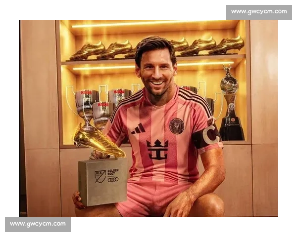 38 岁乌斯塔里封神世俱杯!扑点 + 8 扑救力保零封,梅西老队友再续传奇 38 岁乌斯塔里封神世俱杯!扑点 + 8 扑救力保零封,梅西老队友再续传奇