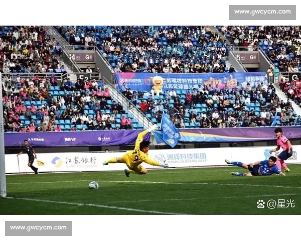 洪超苏超解说封神：田埂稻穗见证草根足球的诗与远方