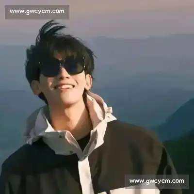 劳麟非